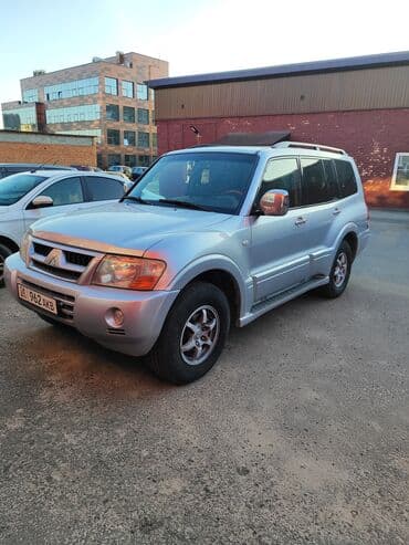 продаю митсубиси монтеро бишкеке: Mitsubishi Pajero: 2003 г., 3.2 л, Автомат, Дизель, Внедорожник — 3