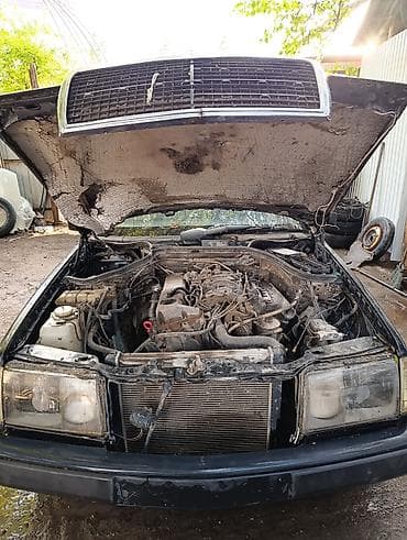 porter автомат: Mercedes-Benz E-Class W124, седан, матор дизель 2.5 без турбины — 1