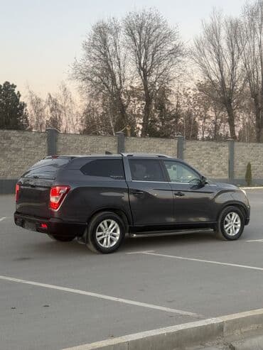 срочно продаю в связи с переездом: Ssangyong Rexton: 2018 г., 2.2 л, Автомат, Дизель, Пикап — 6