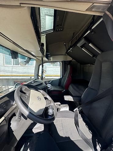 mini refrigerator: Тягач, Volvo, 2019 г., Холодильник, рефрижератор — 7