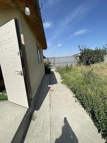 2 bedroom: Адрес:Ж/м Ак-Ордо 2 улица Ысык-Кол дом 43 Просторная 2‑комнатная — 6