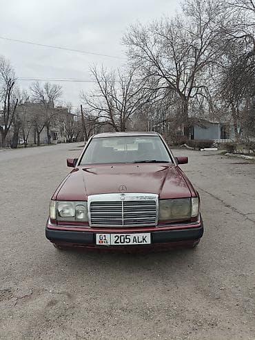 Продажа авто: Mercedes-Benz W124: 1992 г., Седан — 10