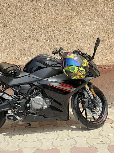 Унаа: CFMOTO 250SR — спортивный дорожный мотоцикл в заводском черном цвете с — 2