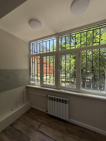 23000 som flat: 2 комнаты, 60 м², 106 серия, 1 этаж, Евроремонт — 3