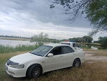 аудио адаптер: Honda Accord: 2000 г., 2 л, Автомат, Бензин, Седан — 5