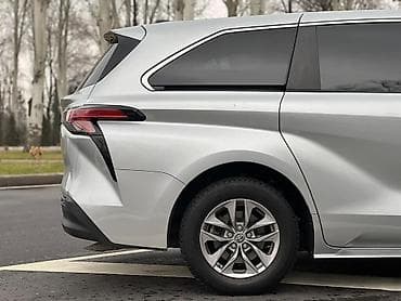 тайота левин: Toyota Sienna: 2021 г., 2.5 л, Автомат, Гибрид, Минивэн — 3
