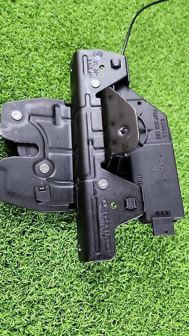 х5: Замок багажника BMW 2001 г., Б/у, Оригинал, Германия — 2