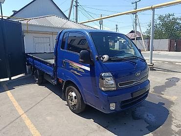 Kia Bongo III (K2500/K2700) бортовой малотоннажный грузовик, синий