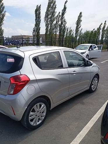 renault 21: Chevrolet Spark: 2017 г., Автомат, Бензин, Хэтчбэк — 5