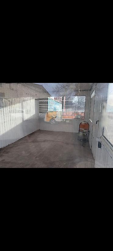 место для павильона: Л. Толстого (район рынка Баткен) Сдается павильон в аренду Площадь — 2