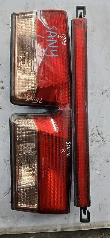 mini led: Задние фонари для Nissan Sunny, год 2001. Комплект: - левая и правая — 2