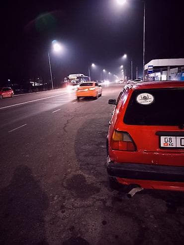 мотор жетта: Volkswagen Golf: 1989 г., 1.8 л, Кол менен иштөөчү, Бензин, Хетчбек — 4