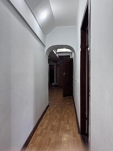 квартираы: 4 комнаты, 87 м², Индивидуалка, 8 этаж, Старый ремонт — 9