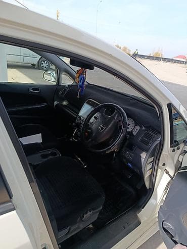 audi a6 2 6: Honda Stream: 2002 г., 2 л, Автомат, Бензин, Минивэн — 4