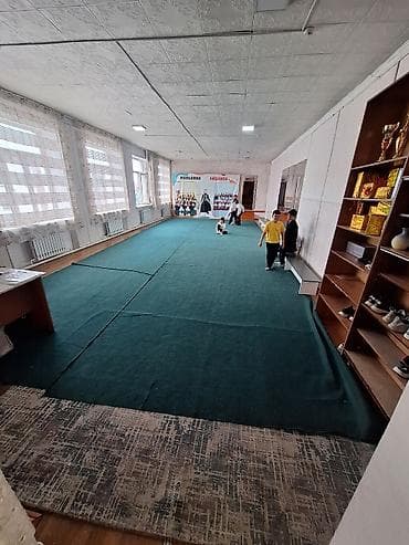 б у срочно: Продаются 2 зелёных паласа (ковролина), б/у.Размеры приблизительно — 1