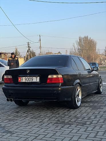 golf 1: BMW 3 series: 1992 г., 2.5 л, Ручные, Бензин, Седан — 5