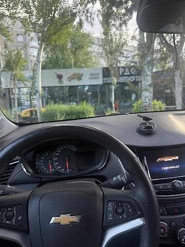 Chevrolet Trax: 2020 г., 1.4 л, Автомат, Бензин, Кроссовер