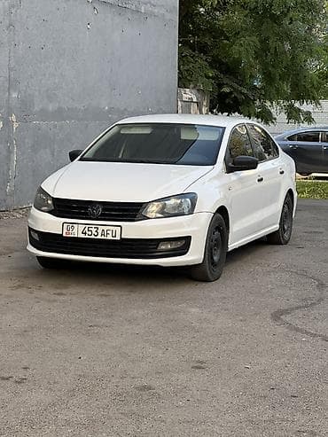 алфа: Volkswagen Polo: 2018 г., 1.6 л, Автомат, Бензин, Седан — 1