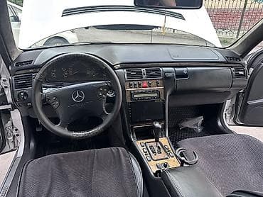 mers 212: Mercedes-Benz E-Class: 2000 г., 4.3 л, Автомат, Бензин, Седан — 7