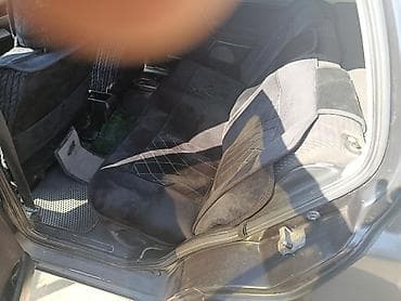 Volkswagen: Volkswagen Vento: 1994 г., 1.8 л, Механика, Бензин, Седан — 5