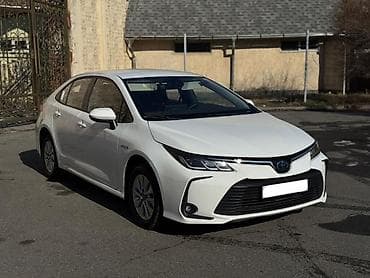 Toyota Corolla: 2019 г., 1.8 л, Вариатор, Гибрид, Седан at lalafo.kg Toyota Corolla: 2019 г., 1.8 л, Вариатор, Гибрид, Седан