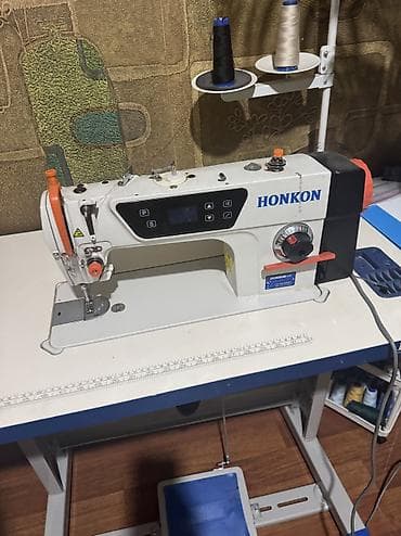 бытовая машинка швейная: В наличии — 1