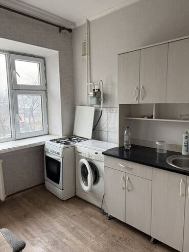 Бөлмөнү ижарага алам: 31 м², Эмереги менен — 4