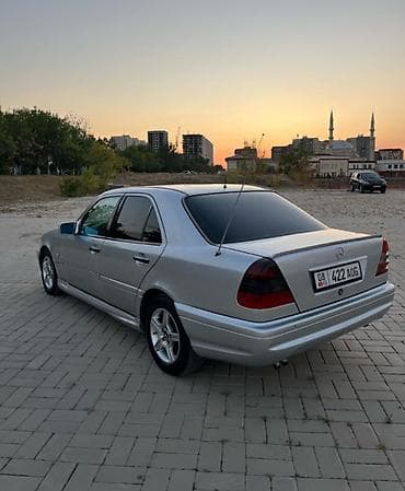 w124 e: Mercedes-Benz C-Class: 1995 г., 2.3 л, Механика, Бензин, Седан — 4