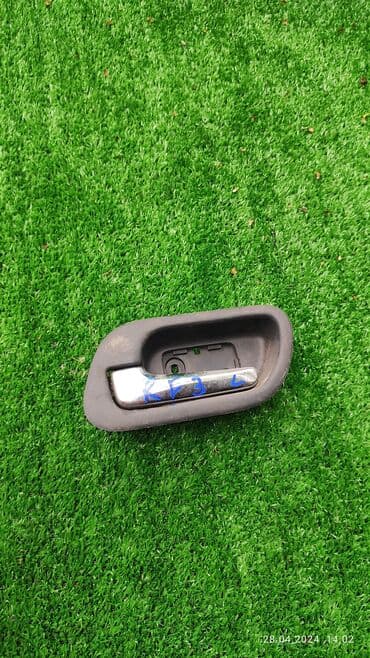 двигатель на хонда фит в бишкеке: Передняя левая дверная ручка Дверная ручка Honda Б/у, Оригинал — 1