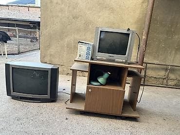 кабель для тв приставки: Телевизионный комплект ретро-техники и тумба: - Телевизор Panasonic — 1