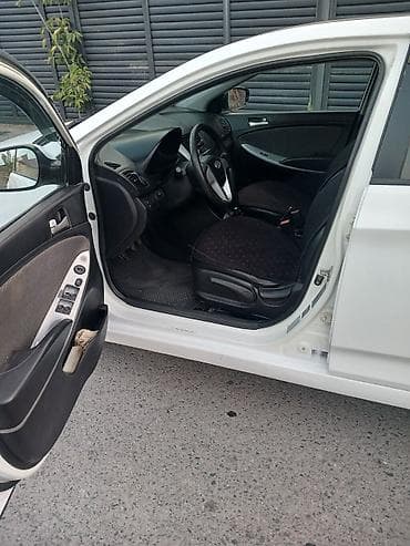 руль хундай: Hyundai Accent: 2011 г., 1.6 л, Кол менен иштөөчү, Бензин, Седан — 1