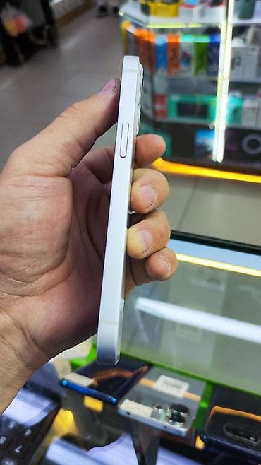 айфон 2ж: IPhone 13, Б/у, 128 ГБ, Белый, Защитное стекло, 85 % — 9