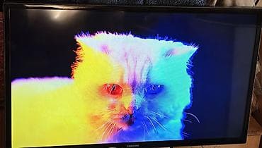 Телевизор Samsung, диагональ экрана около 32–40". - ЖК-панель с — 3