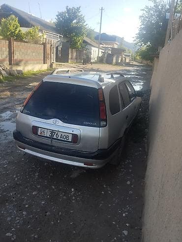 Транспорт: Toyota Corolla: 2000 г., Универсал — 2