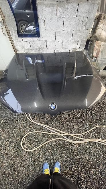 Капот BMW
