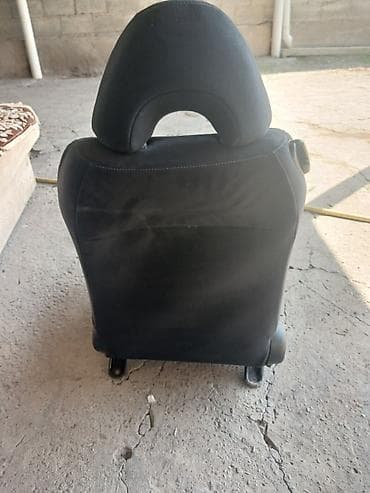 сиденья срв: Переднее сиденье, Ткань, текстиль, Honda 2003 г., Япония — 2