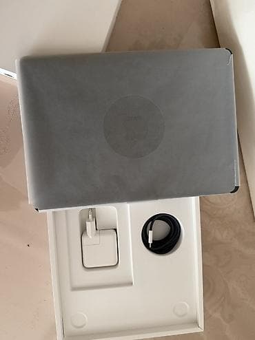 Ноутбуки Apple (MacBook): Open Box! MacBook Air 13.6 M2 16/256 midnight АКБ 100%, 7цикл — 2