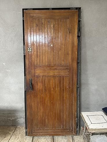 входная двустворчатая дверь: Двери для домов и квартир, Деревянная, Одностворчатая, Левосторонняя, цвет - Коричневый — 2