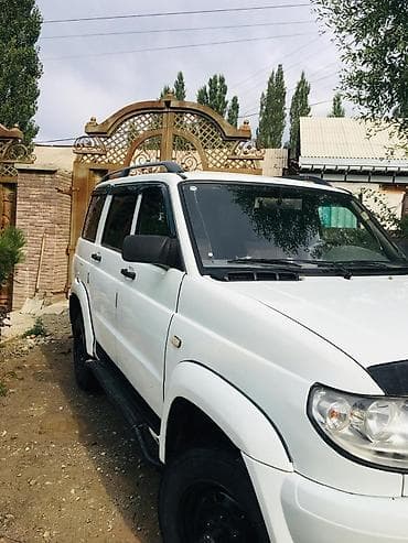 УАЗ Patriot: 2011 г., 2.7 л, Механика, Бензин, Внедорожник