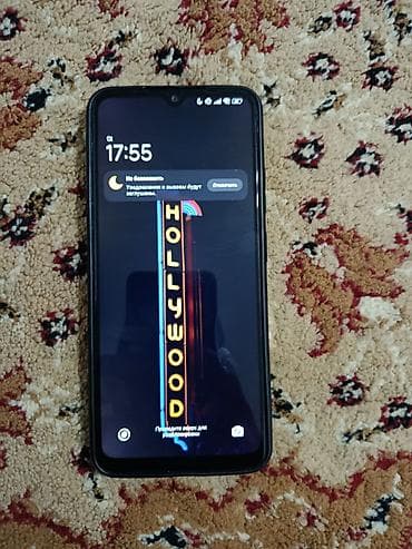 iphone osh: Смартфон Android с экраном с каплевидным вырезом под фронтальную — 2