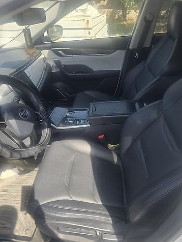 Weltmeister EX5, 2021 г., 58000 км — 2
