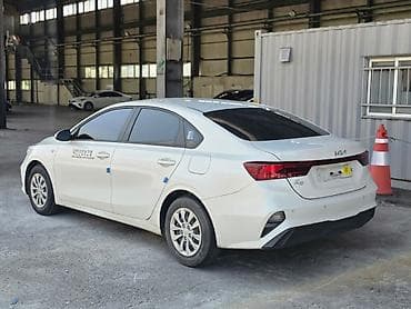 e2 byd: Kia K3: 2022 г., 1.6 л, Автомат, Бензин, Седан — 6