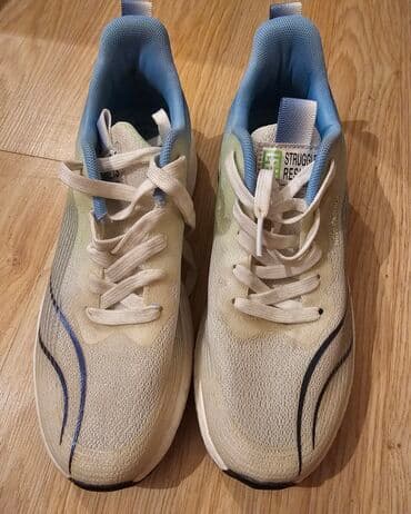 nike react: Новые мужские кроссовки с текстильным верхом и шнуровкой. Мягкая и — 1