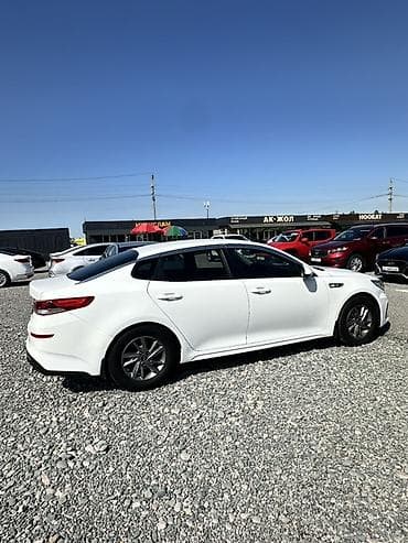 ящик портер 2: Kia K5: 2018 г., 2 л, Типтроник, Газ, Седан — 2