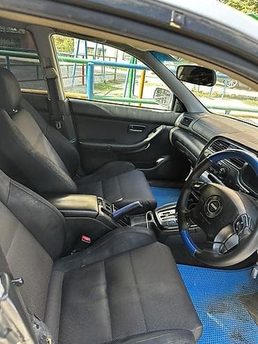 Subaru Legacy: 2001 г., 2 л, Автомат, Бензин, Универсал — 7
