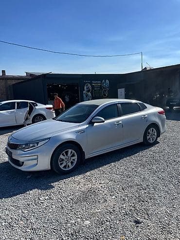 Kia K5: 2017 г., 2 л, Автомат, Газ, Седан — 2