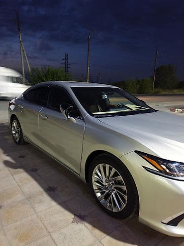 crv rd1: Lexus ES: 2019 г., 2.5 л, Вариатор, Гибрид, Седан — 2