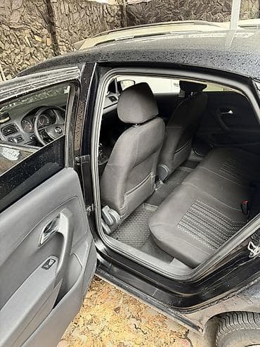 поло кросс: Volkswagen Polo: 2015 г., 1.5 л, Механика, Бензин, Седан — 5