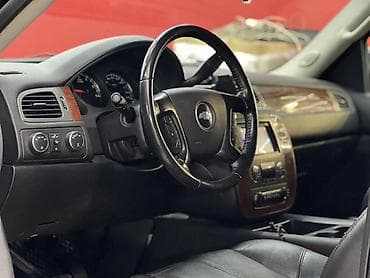 Транспорт: Chevrolet Tahoe: 2008 г., Внедорожник — 7