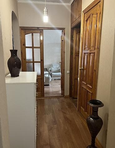 8: 4 комнаты, 71 м², 7 мкр 105 серия, 6 этаж — 4